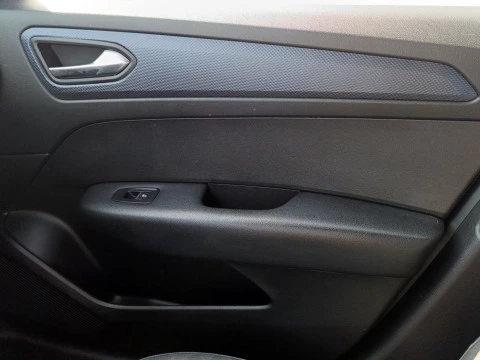 Renault Arkana 1.3 TCE INTENS EDC 103KW 5P