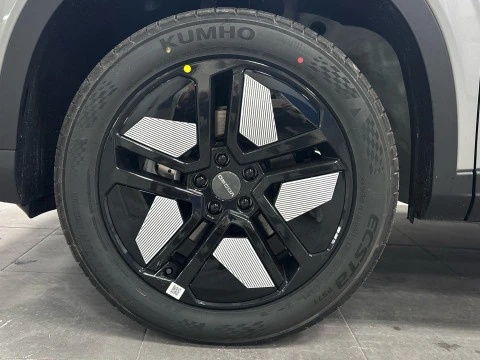 Omoda 5 MY2 - Premium 1.6 TGDI 108kW (14cv)