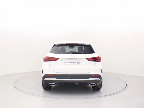 Mercedes-Benz Clase GLA 2.0 GLA 200 D DCT 150 5P