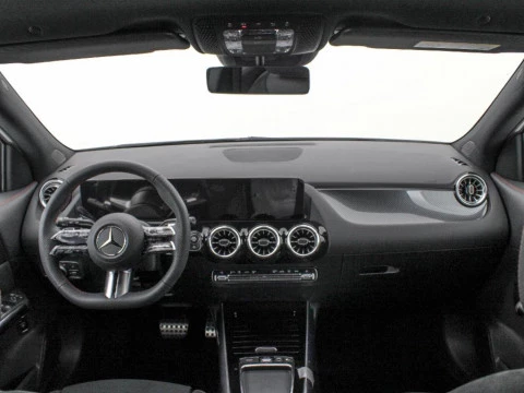 Mercedes-Benz Clase GLA 2.0 GLA 200 D DCT 150 5P