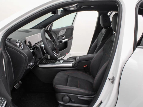 Mercedes-Benz Clase GLA 2.0 GLA 200 D DCT 150 5P