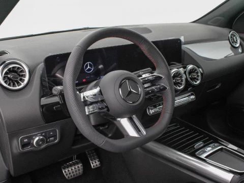 Mercedes-Benz Clase GLA 2.0 GLA 200 D DCT 150 5P