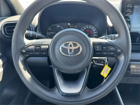 Toyota Yaris 120H 1.5 Business Plus