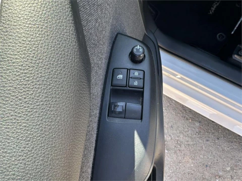 Toyota Yaris 120H 1.5 Business Plus