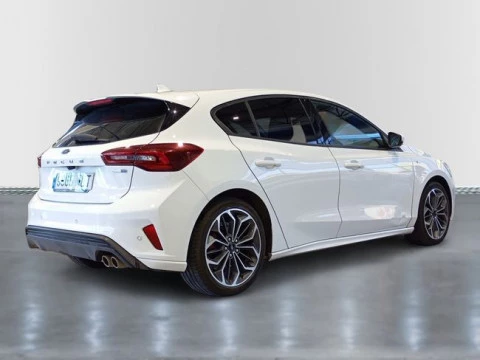 Ford Focus 1.0 Ecoboost MHEV 114kW ST-Line