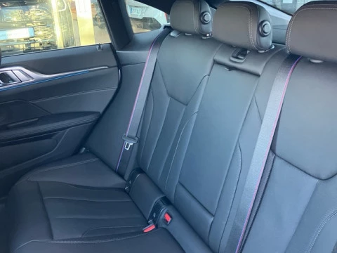 BMW i4 eDrive40 250 kW (340 CV)