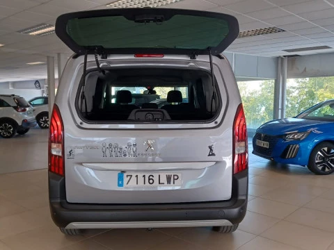 Peugeot Rifter Allure Pack Long PureTech 96kW EAT8 7 PL