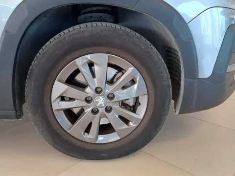 Peugeot Rifter Allure Pack Long PureTech 96kW EAT8 7 PL