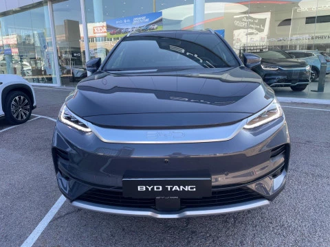 BYD TANG Flagship