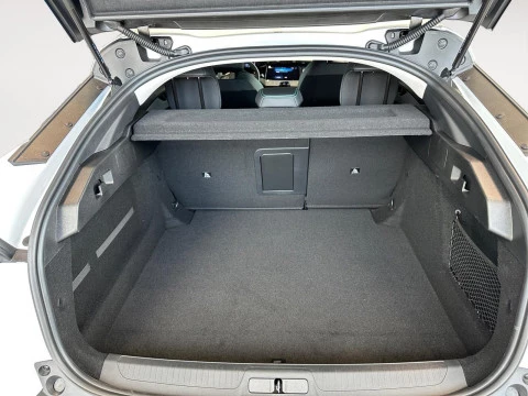 Peugeot 408 408 Allure HYBRID 145 eDCS6