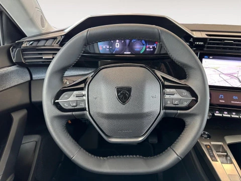 Peugeot 408 408 Allure HYBRID 145 eDCS6