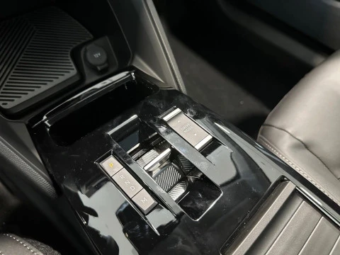 Citroën C4 Hybrid 145 ë-DCS6 Business Edition