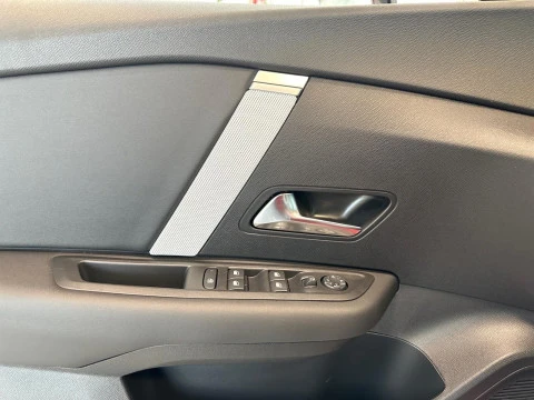 Citroën C4 Hybrid 145 ë-DCS6 Business Edition