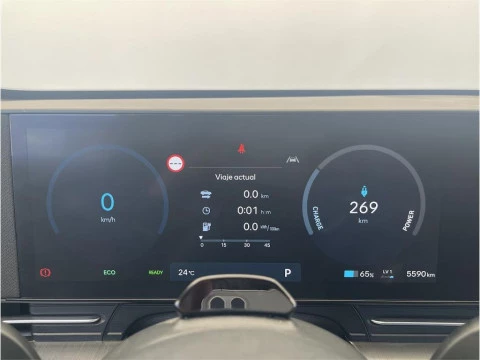 Hyundai Kona EV 150kW 65kWh Tecno 2C