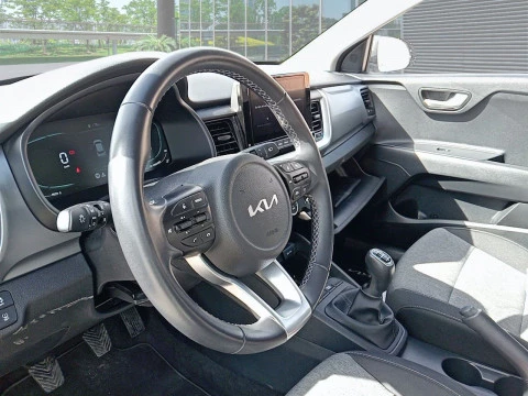 Kia Stonic 1.0 T-GDi 74kW (100CV) MHEV MT Concept