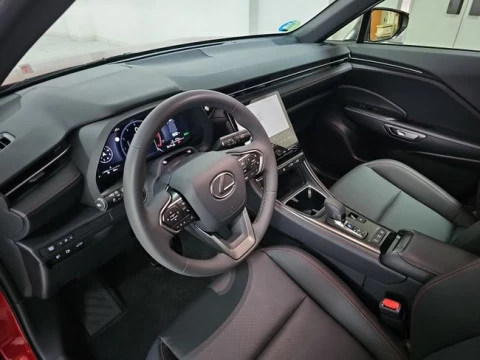 Lexus LBX 1.5 136cv HEV Elegant Black