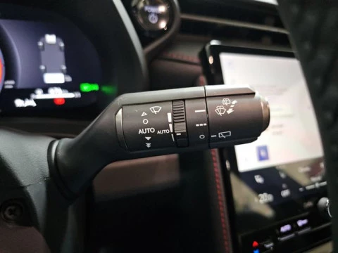 Lexus LBX 1.5 136cv HEV Elegant Black