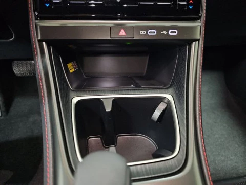 Lexus LBX 1.5 136cv HEV Elegant Black
