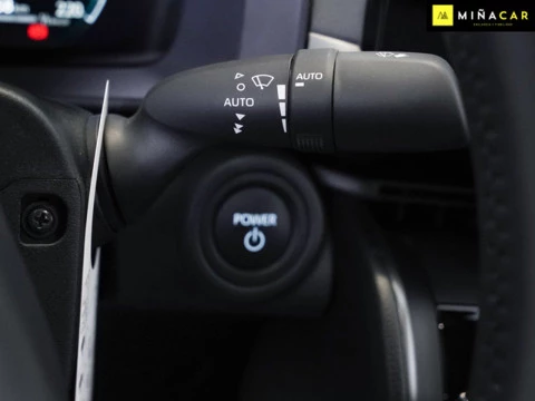Toyota C-HR 1.8 Advance Hybrid 140