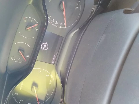 Opel Corsa 1.2T XHL 74kW (100CV) Edition