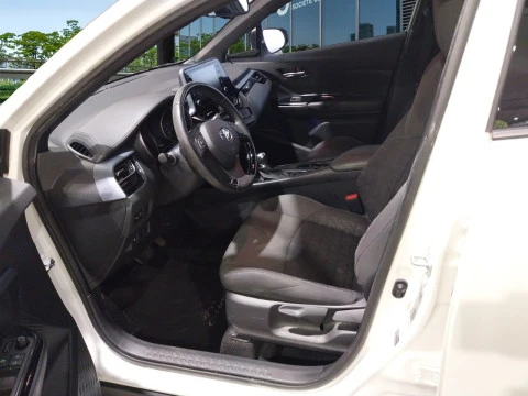 Toyota C-HR 1.8 125H Advance