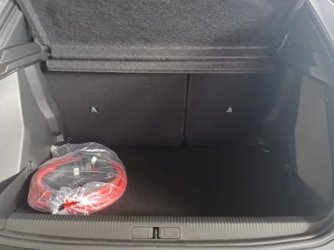 Peugeot e-2008 Eléctrico Allure 156 (115kW)