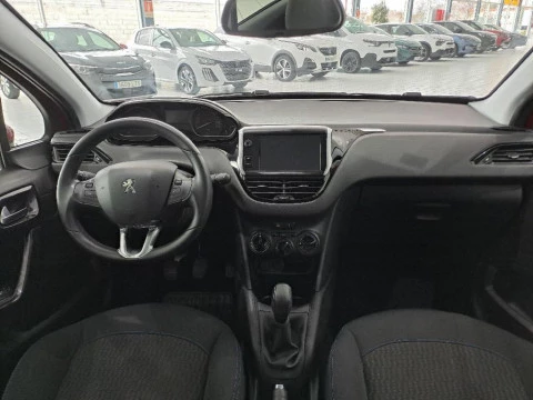 Peugeot 208 5P SIG PT 82 MAN