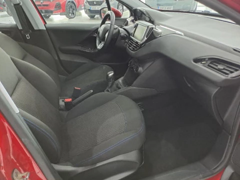 Peugeot 208 5P SIG PT 82 MAN