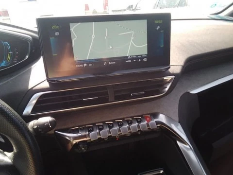 Peugeot 3008 Hybrid 300 e-EAT8 GT