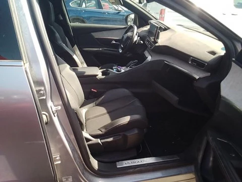 Peugeot 3008 Hybrid 300 e-EAT8 GT