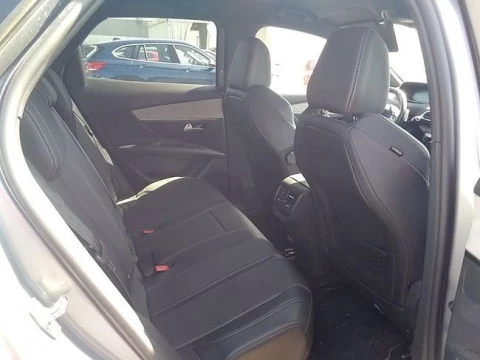 Peugeot 3008 Hybrid 300 e-EAT8 GT
