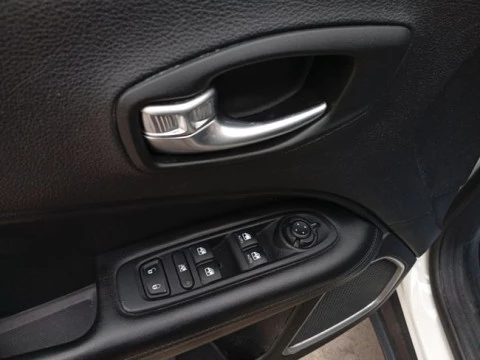 Jeep Compass 2.0 Mjet 103kW Night Eagle 4x4 E6D