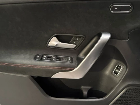 Mercedes-Benz Clase A  250 e Berlina