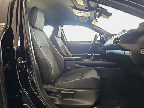 Lexus UX 2.0 250h Business