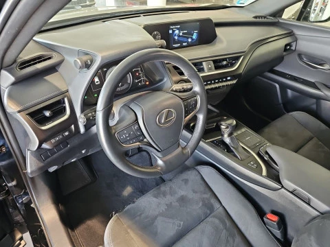 Lexus UX 2.0 250h Business