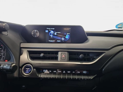 Lexus UX 2.0 250h Business