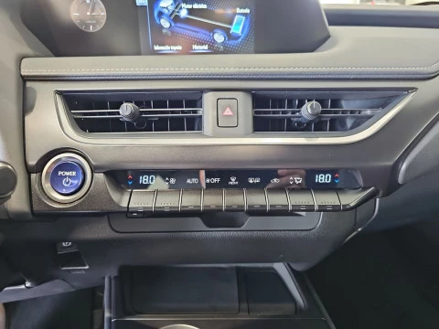 Lexus UX 2.0 250h Business