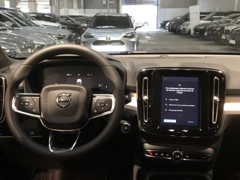 Volvo XC40 XC40 PLUS B3 MILD HYBRID GASOLINA