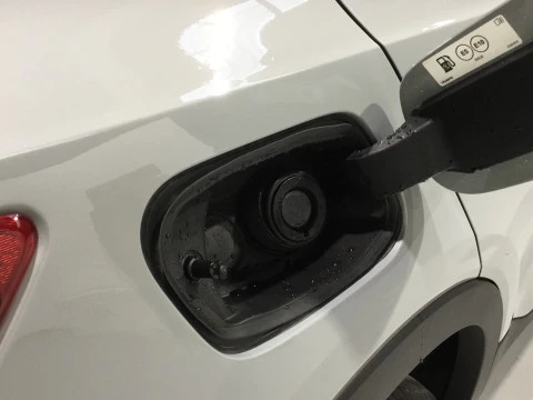 Volvo XC40 XC40 PLUS B3 MILD HYBRID GASOLINA