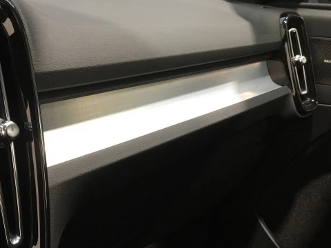 Volvo XC40 XC40 PLUS B3 MILD HYBRID GASOLINA