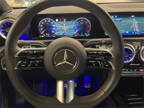 Mercedes-Benz CLA 220 D DCT