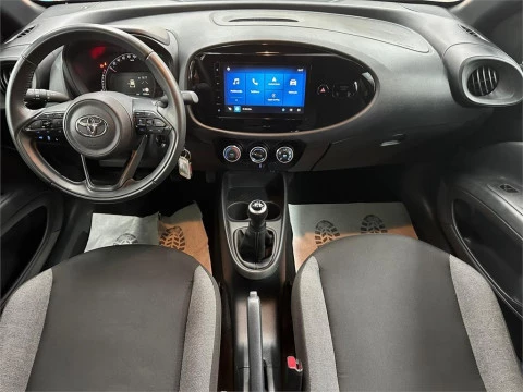 Toyota Aygo X Cross Cross Play
