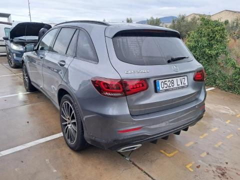 Mercedes-Benz GLC GLC 220 d 4MATIC