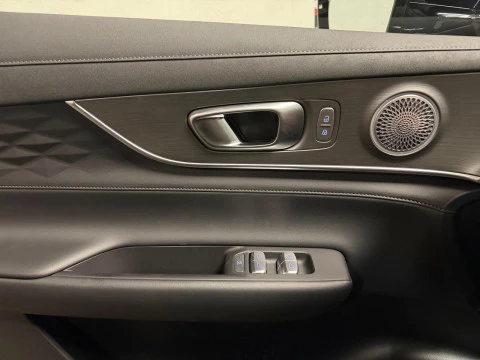 EBRO S800 1.5 TGDI PHEV Luxury E-CVT
