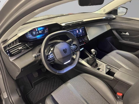 Peugeot 308 5P Allure Gasolina 130 S&S MAN