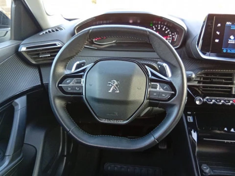 Peugeot 2008 Allure BlueHDI 130 S&S EAT8