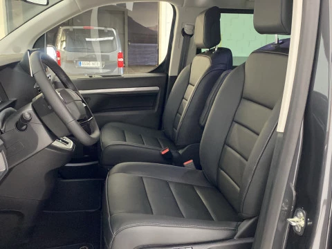 Peugeot Traveller Business VIP BlueHDi 180 S&S EAT8 Standard M1