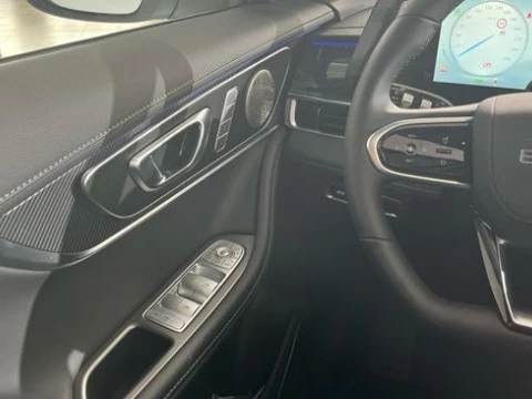 EBRO S700 1.5 TGDI HEV Luxury 165kW (224CV) 1DHT