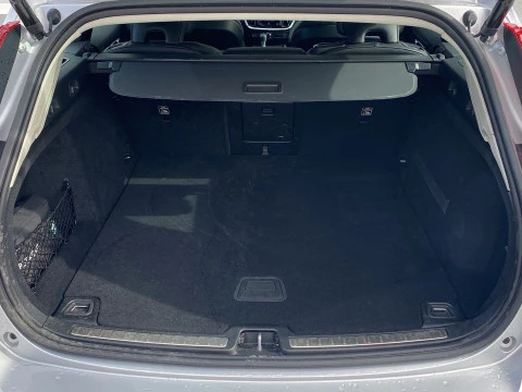 Volvo V60 familiar 2.0 D4 BUSINESS PLUS AUTO 5P