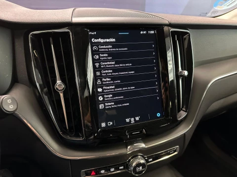 Volvo XC60 2.0 B4 D Core Auto